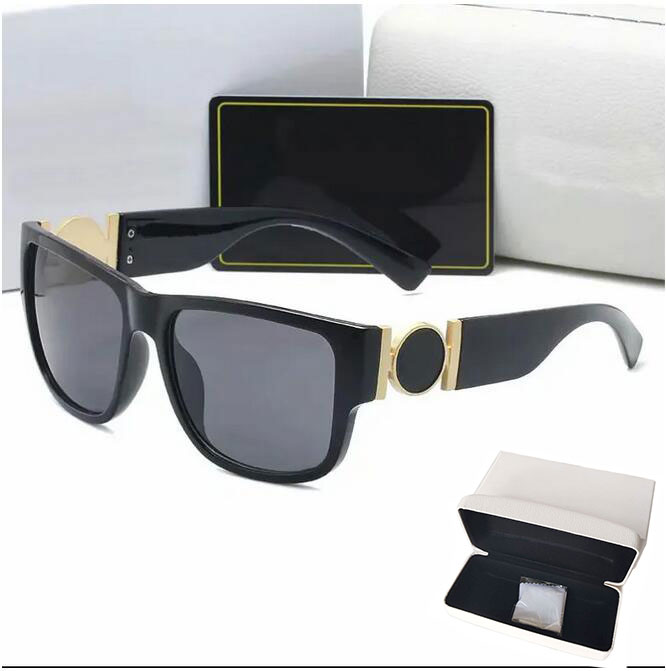 High Quality beach Womans Sunglasses Clear lenses Mens Sun glasses net red same glasses Brand men Designer eyeglass Gradient women spectacles 4369 Sun glasses 
High Quality beach Womans Sunglasses Clear lenses Mens Sun glasses net red same glasses Brand men Designer eyeglass Gradient women spectacles 4369 Sun glasses
