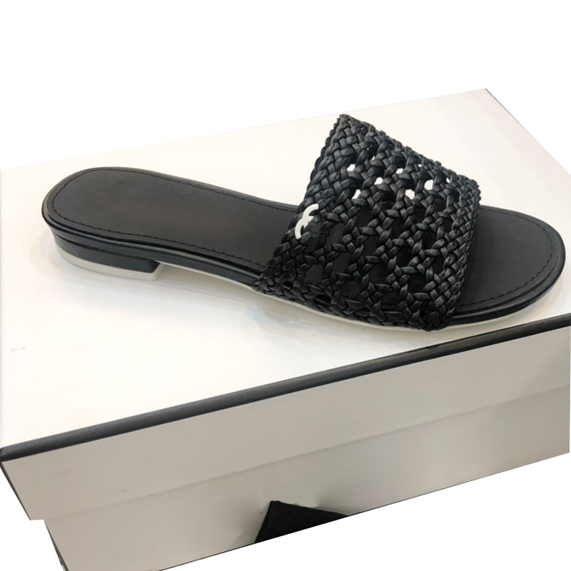 Womens Low Heels Slippers Chunky Heel Sandals Slingbacks Dress Shoes Ladie Designer Breathable Mesh Sheepskin Round Toes Slip On Mules Quilted Texture Casual Shoe, Shoe box
Womens Low Heels Slippers Chunky Heel Sandals Slingbacks Dress Shoes Ladie Designer Breathable Mesh Sheepskin Round Toes Slip On Mules Quilted Texture Casual Shoe, Shoe box