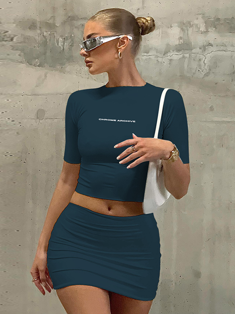 Two Piece Dress Hugcitar Rok Atasan Crop Lengan Pendek Turtleneck Solid Gambar Huruf 2 Potong Set Pakaian Fashion Musim Panas Ramping Seksi Olahraga J