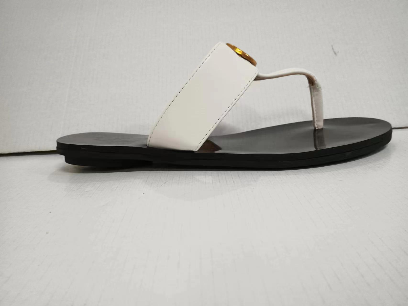 Slippers Women sandals with Dust Bag Shoes Web black floral Strawberry Leather Rubber red Sandal Summer Flat Slipper, Black matte
Slippers Women sandals with Dust Bag Shoes Web black floral Strawberry Leather Rubber red Sandal Summer Flat Slipper, Black matte