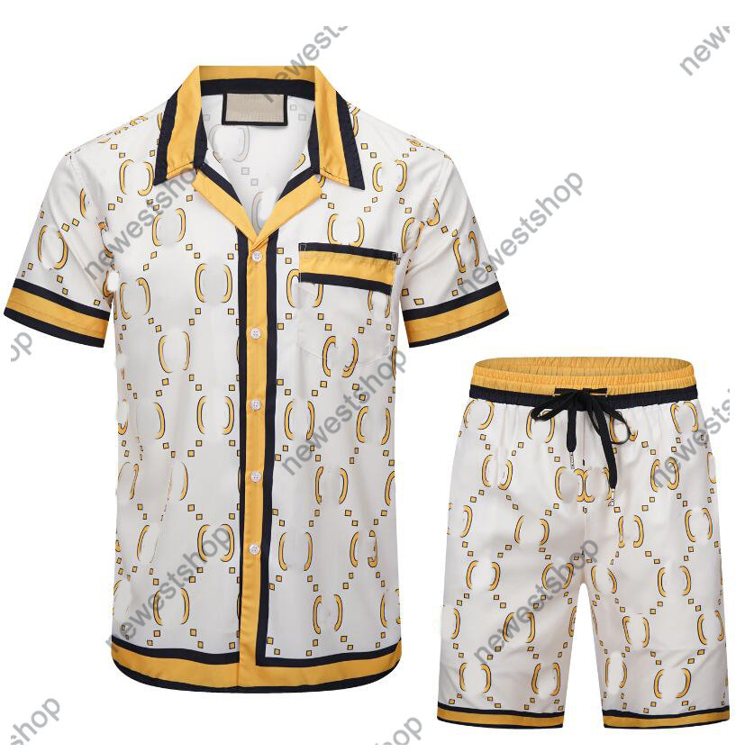 2023 Summer Mens Tracksuits Designer Tracksuit Sets men classical Double letter Print Running Suits T-Shirt womens Short Sleeve Sportswear shirts, As picture
2023 Summer Mens Tracksuits Designer Tracksuit Sets men classical Double letter Print Running Suits T-Shirt womens Short Sleeve Sportswear shirts, As picture