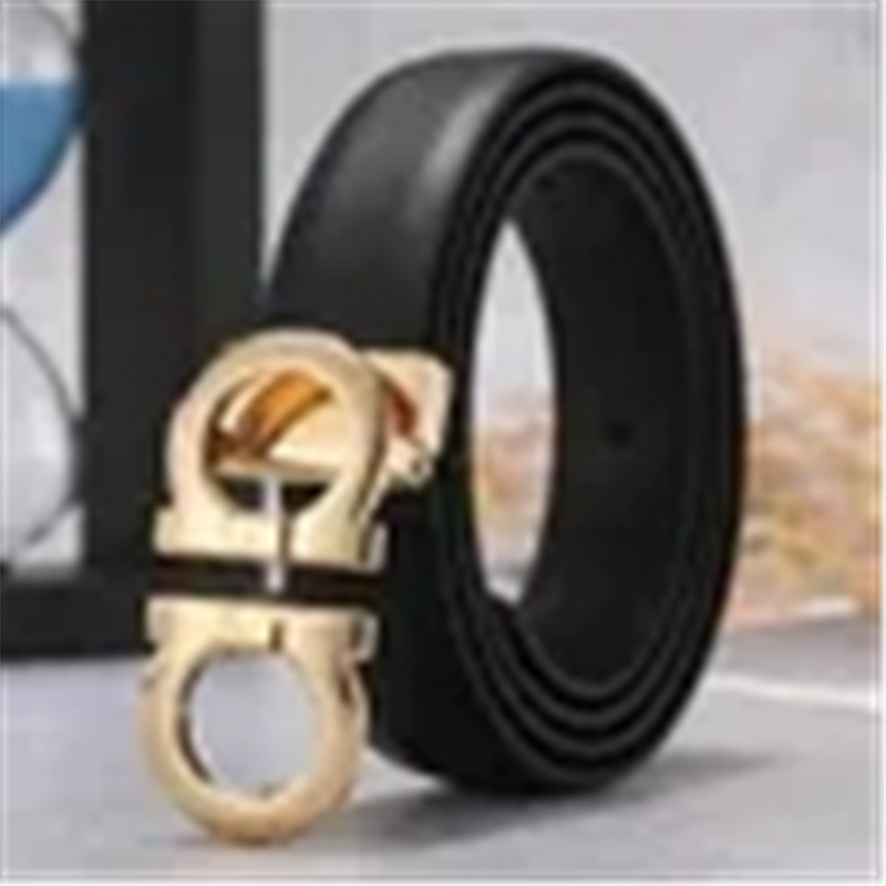 Men Women Solid Belt Womens Genuine Leather Black And White Color Bronze ferragamos big buckle Designers Cowhide Belts For Mens ferragamos Luxurys Waistband, With box
Men Women Solid Belt Womens Genuine Leather Black And White Color Bronze ferragamos big buckle Designers Cowhide Belts For Mens ferragamos Luxurys Waistband, With box
