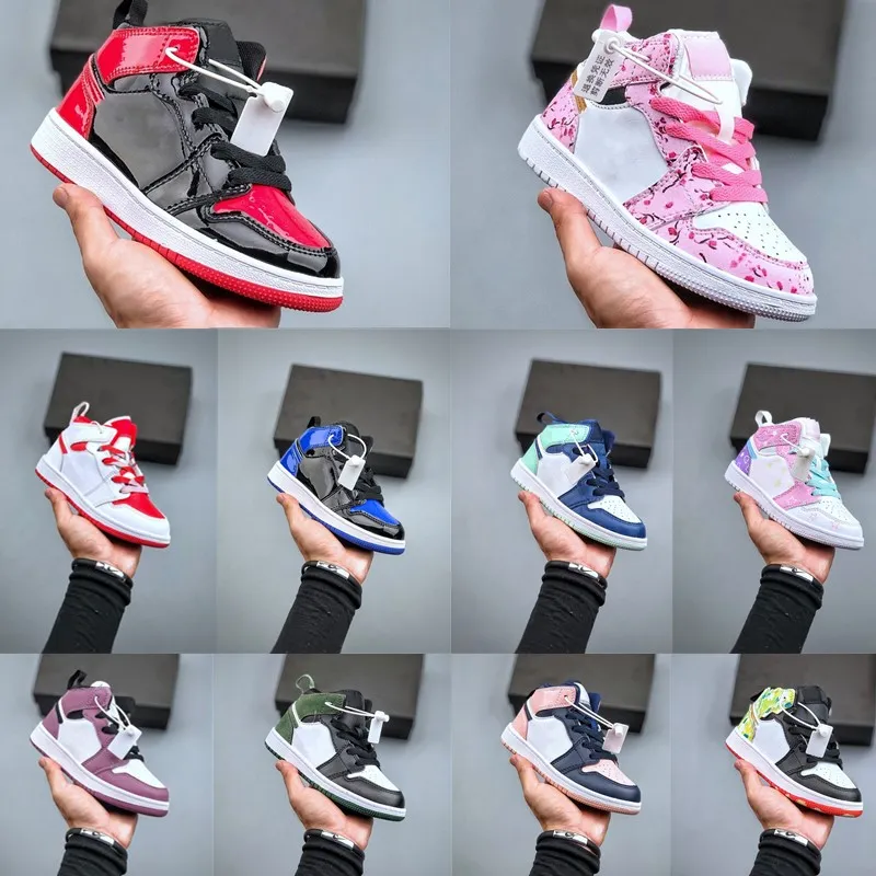 2023 Kids shoes Jumpman 1s boys basketball shoe for sale Children black mid high sneaker Chicago designer Scotts blue trainers baby kid youth toddler infants, 10
2023 Kids shoes Jumpman 1s boys basketball shoe for sale Children black mid high sneaker Chicago designer Scotts blue trainers baby kid youth toddler infants, 10