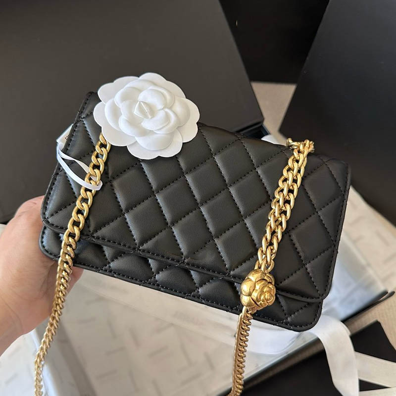 Trend Camellia Luxury Woc Women Crossbody Bag Diamond Lattice Leather Everything Designer Purse Adjustable Chain Handbag Classic Card Holder Fanny Pack 19CM, Box
Trend Camellia Luxury Woc Women Crossbody Bag Diamond Lattice Leather Everything Designer Purse Adjustable Chain Handbag Classic Card Holder Fanny Pack 19CM, Box