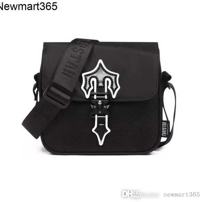 Luxury Designer Bag IRONGATE T Crossbody Bag UK London Fashion Handbag Waterproof Bags, Black black label
Luxury Designer Bag IRONGATE T Crossbody Bag UK London Fashion Handbag Waterproof Bags, Black black label