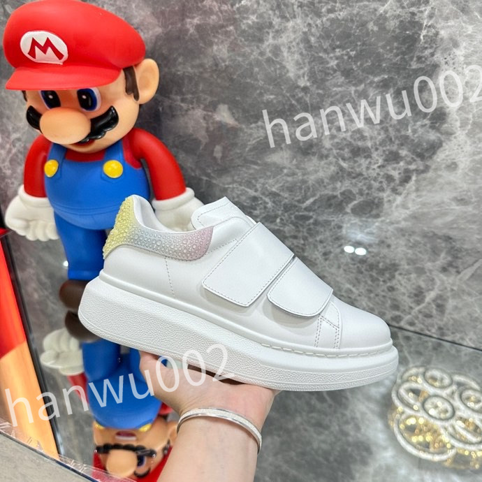 2023 new Luxurys Men's and women's casual shoes, women's travel small white shoes, men's basketball training shoes, couples' same shoes, 01
2023 new Luxurys Men's and women's casual shoes, women's travel small white shoes, men's basketball training shoes, couples' same shoes, 01