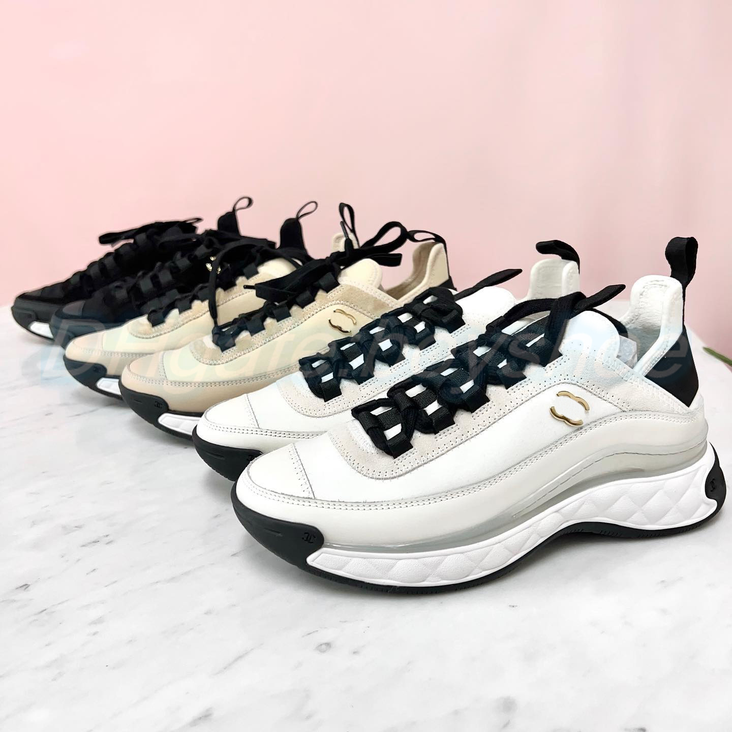designer slipper woman Fabric Suede Calfskin luxury trainers sneaker shoe jelly flat form man easy to wear lace up outside slide sandal comfort, #1
designer slipper woman Fabric Suede Calfskin luxury trainers sneaker shoe jelly flat form man easy to wear lace up outside slide sandal comfort, #1