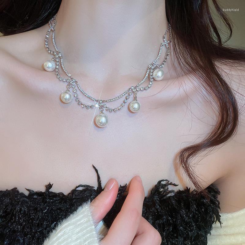 Chains Pearl Inlaid Crystal Double Layer Chain Necklace Women French Luxury Collar Fashion Temperament Necklaces Wholesale
Chains Pearl Inlaid Crystal Double Layer Chain Necklace Women French Luxury Collar Fashion Temperament Necklaces Wholesale