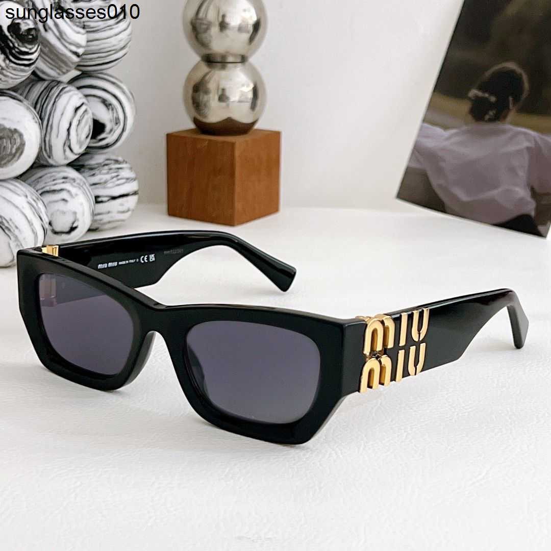 Net red same Miu sunglasses women ins advanced anti ultraviolet cat eye sunglasses tide
Net red same Miu sunglasses women ins advanced anti ultraviolet cat eye sunglasses tide
