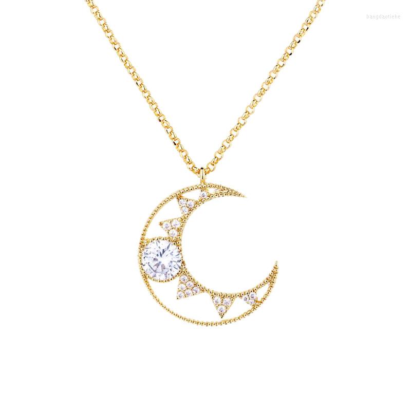 Chains Leaves Necklace Fantasy Luxury Hollow Light The Moon Pendant Wide Neck Women Accessories Fashion Jewelry
Chains Leaves Necklace Fantasy Luxury Hollow Light The Moon Pendant Wide Neck Women Accessories Fashion Jewelry