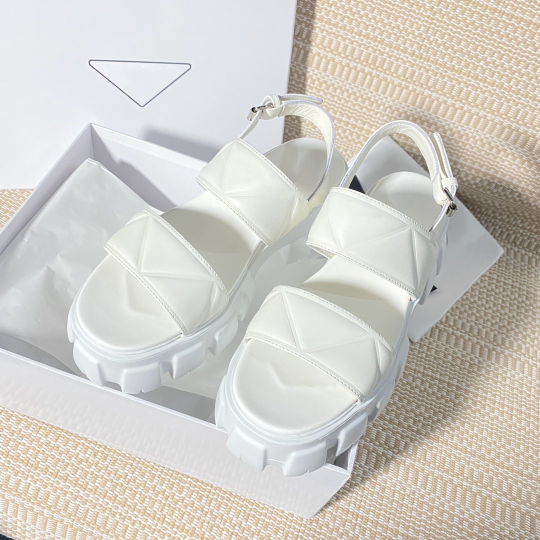 Designer Sandals Rubber Sandal Women Monolith Sandal Rome Roman Fashion Platform Slides Classics Slippers Retro Beach Loafers Wide Solid Sandal, Pda5082
Designer Sandals Rubber Sandal Women Monolith Sandal Rome Roman Fashion Platform Slides Classics Slippers Retro Beach Loafers Wide Solid Sandal, Pda5082