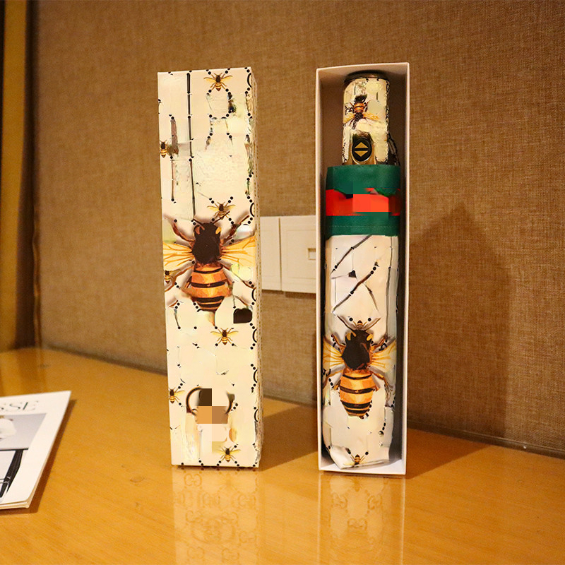 Big Vinyl Parasol Bee Pattern Creative Gift and Rain Dual-Use Tri-Fold Fashion Brand Umbrella Top Quality