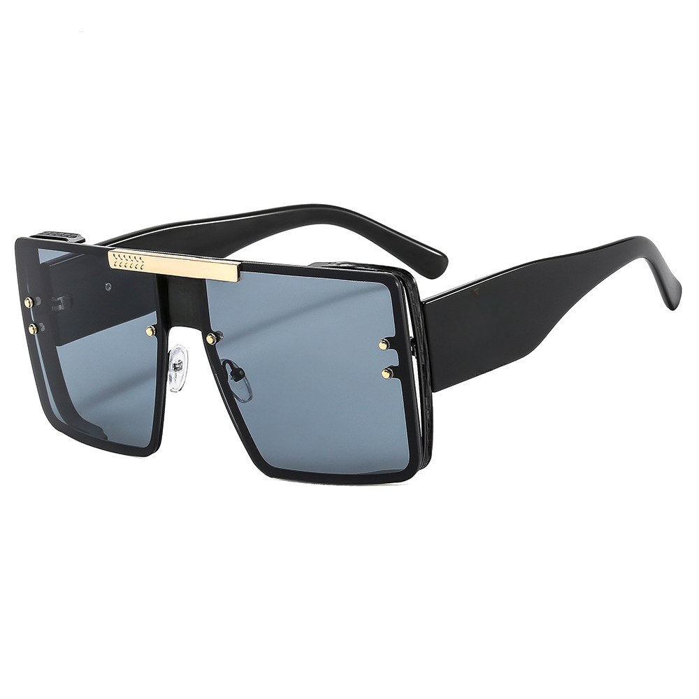 Designer Sunglasses European and American Personality Sunglasses Fashion Large Square Rimmed Glasses Personality Metal Riveted Sunglasses
Designer Sunglasses European and American Personality Sunglasses Fashion Large Square Rimmed Glasses Personality Metal Riveted Sunglasses