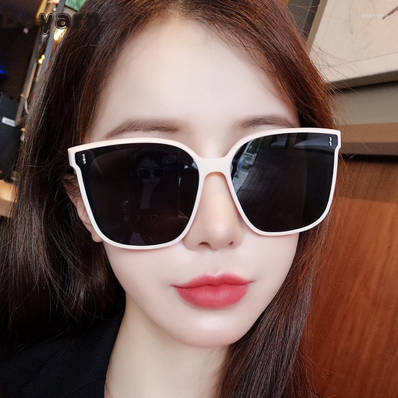 Sunglasses Boyarn Fashion Trend Square Large Frame Shades Star Same Glasses Vertical Meter Nail Sunshade Sun
Sunglasses Boyarn Fashion Trend Square Large Frame Shades Star Same Glasses Vertical Meter Nail Sunshade Sun