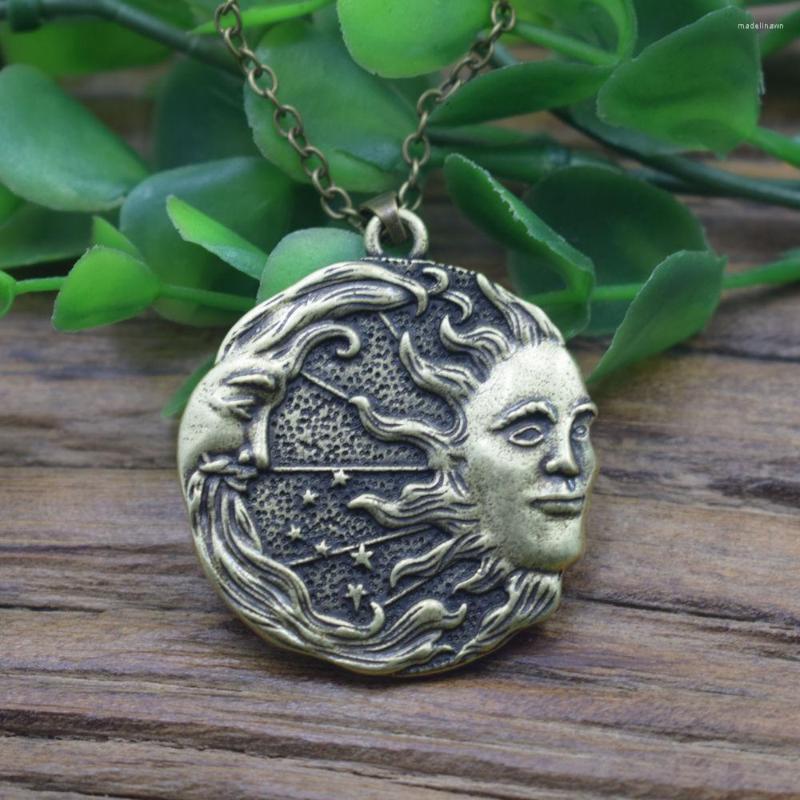 Chains 1pcs CStylish Round Celestial Sun Moon Necklace Love & Friendship Party Jewelry
Chains 1pcs CStylish Round Celestial Sun Moon Necklace Love & Friendship Party Jewelry