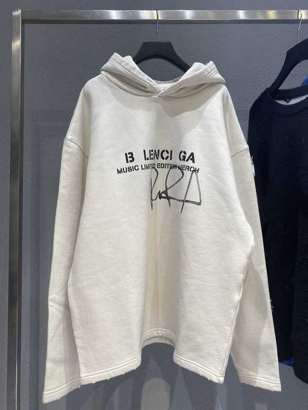 Men's Hoodies Sweatshirts High edition autumn and winter style B designer signature wash water abrasion effect hooded fleece sweater for men women LPE9, Beige gray
Men's Hoodies Sweatshirts High edition autumn and winter style B designer signature wash water abrasion effect hooded fleece sweater for men women LPE9, Beige gray