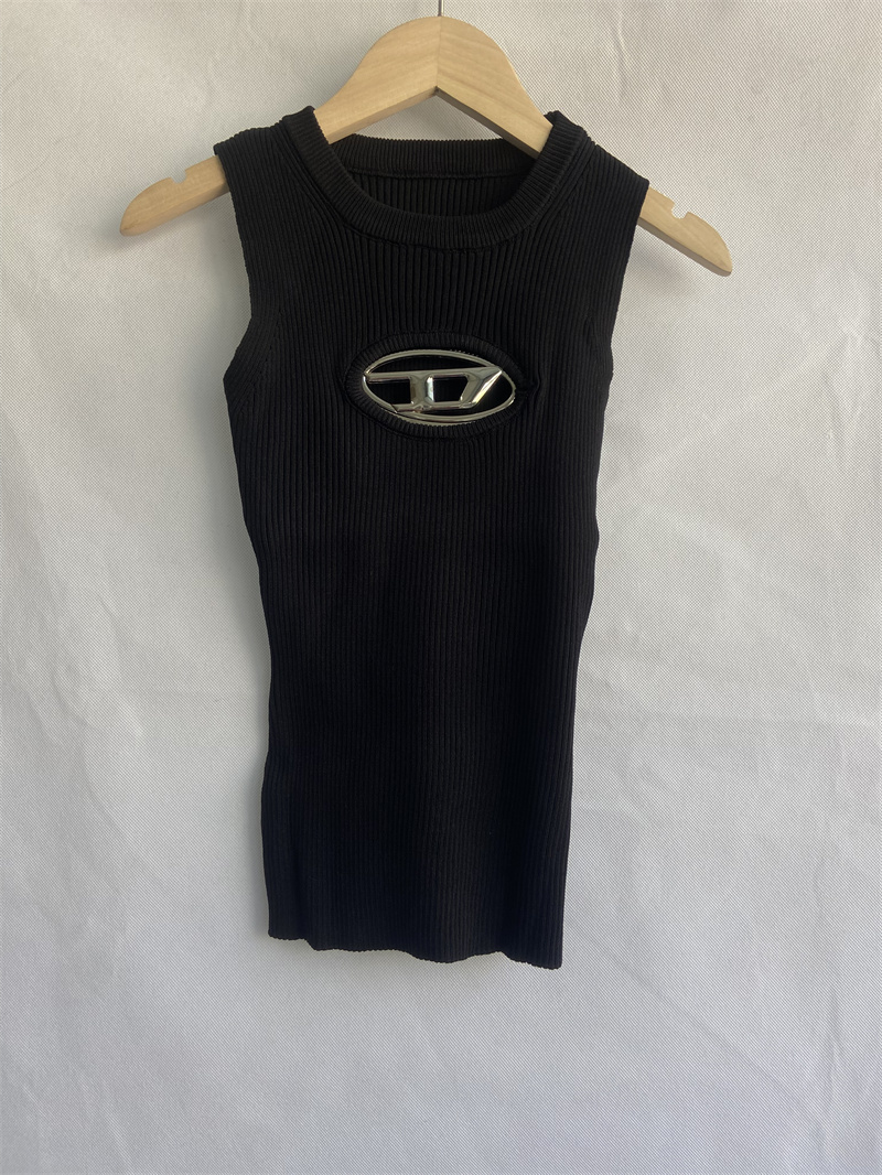 Womens Tanks Camis Knit Y2k Tops Women Clothing Oneck Sleeveless Tunic Vest Fashion Summer Chic Hollow Out Sexy Ropa Mujer 230510