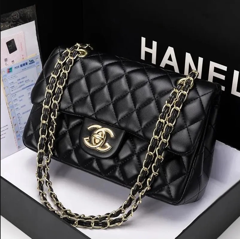 hot Designer Handbag Shoulder Chain Bag Clutch Flap Totes Bags Wallet Check Velour Thread Purse Double Letters Solid Hasp Waist Square Stripes Women Luxury Handbags
hot Designer Handbag Shoulder Chain Bag Clutch Flap Totes Bags Wallet Check Velour Thread Purse Double Letters Solid Hasp Waist Square Stripes Women Luxury Handbags