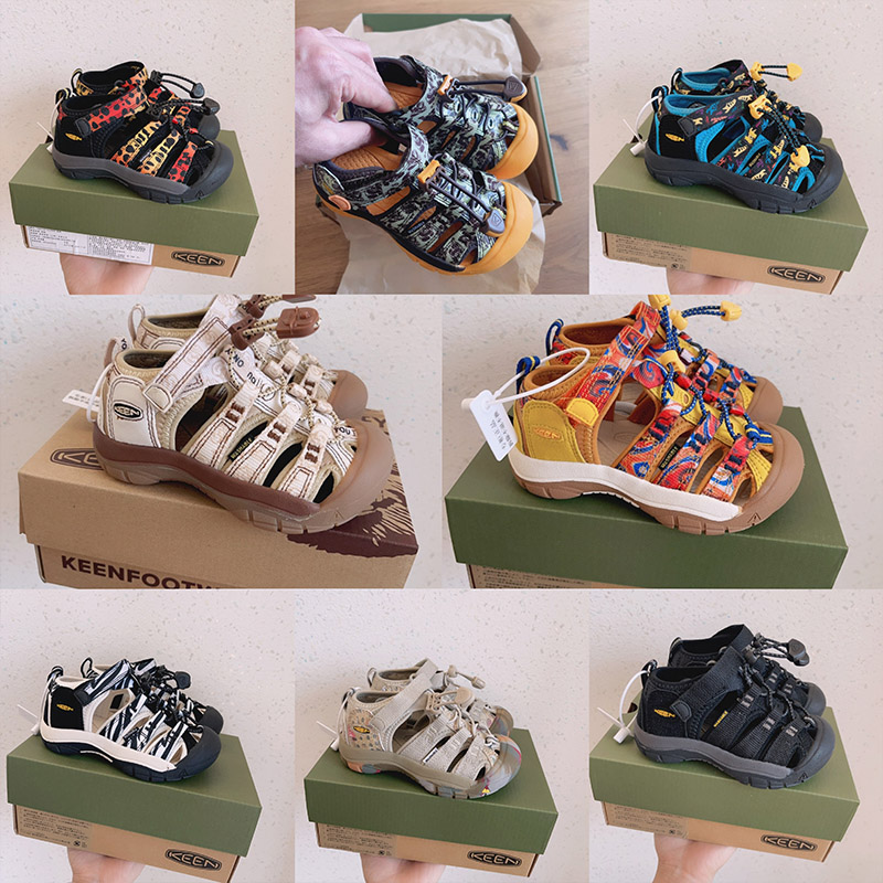 Keens Kids 2023 Shoes Sandals wading shoe boys gilrs Children Sneakers kid trainers non-slip designer shoe Toddler youth baby Girls Outdoor black size Eur 26-35
Keens Kids 2023 Shoes Sandals wading shoe boys gilrs Children Sneakers kid trainers non-slip designer shoe Toddler youth baby Girls Outdoor black size Eur 26-35