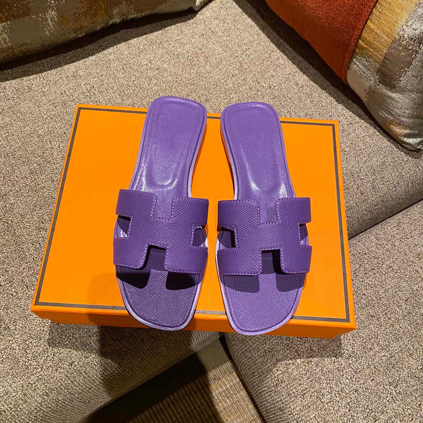 2023 Women Designer Slides Luxurys Sheepskin Slippers Fashion Classic Beach Slipper Sandals Lady Comfortable Embroidery Letters Sandal Origin Quality, #4
2023 Women Designer Slides Luxurys Sheepskin Slippers Fashion Classic Beach Slipper Sandals Lady Comfortable Embroidery Letters Sandal Origin Quality, #4