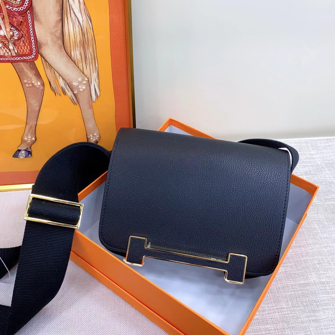 Geta 20cm Soft Sheep Leather Shoulder Bags Wide Strap Luxury Designer Brand Real Leather Fashion 2023 New Cross body Messenger Bag 2407, White
Geta 20cm Soft Sheep Leather Shoulder Bags Wide Strap Luxury Designer Brand Real Leather Fashion 2023 New Cross body Messenger Bag 2407, White