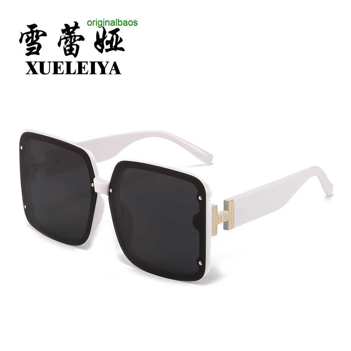 Hemres Designer Sunglasses Fashionable Polarized Light Generous Frame Sunglasses Personalized Trendy Internet Celebrity Street PBettero Glasses EXE4
Hemres Designer Sunglasses Fashionable Polarized Light Generous Frame Sunglasses Personalized Trendy Internet Celebrity Street PBettero Glasses EXE4