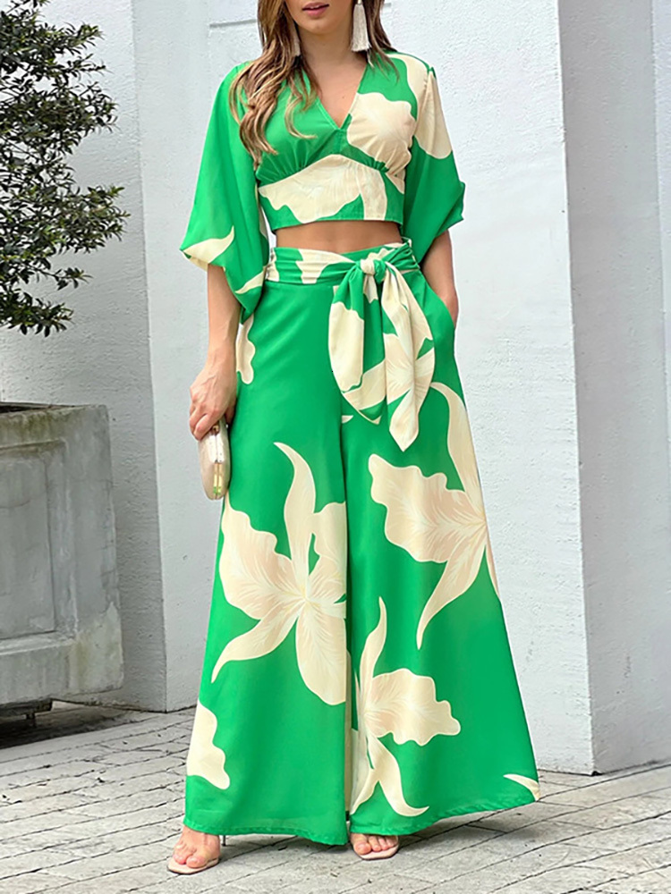 Women's Two Piece Pants Summer Casual Women Short Tops Trousers Suit Lantern Sleeve High Waist Pants Femme Outfits Retro Print Loose Two Pieces S