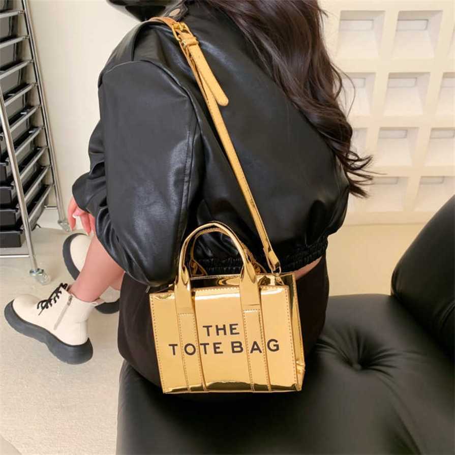 17% OFF 2023 Fashion hand French niche design PU shiny patent leather women's new fashion trend versatile foreign style one shoulder crossbody bag, Silver11
17% OFF 2023 Fashion hand French niche design PU shiny patent leather women's new fashion trend versatile foreign style one shoulder crossbody bag, Silver11