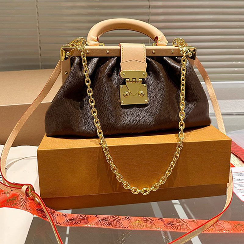 Cloud Bag Chian Shoulder Bags Classic Letter Print Hasp Genuine Leather Gold Hardware Buckle Leather Handle Women Crossbody Purse High Quality Clutch, Brown
Cloud Bag Chian Shoulder Bags Classic Letter Print Hasp Genuine Leather Gold Hardware Buckle Leather Handle Women Crossbody Purse High Quality Clutch, Brown