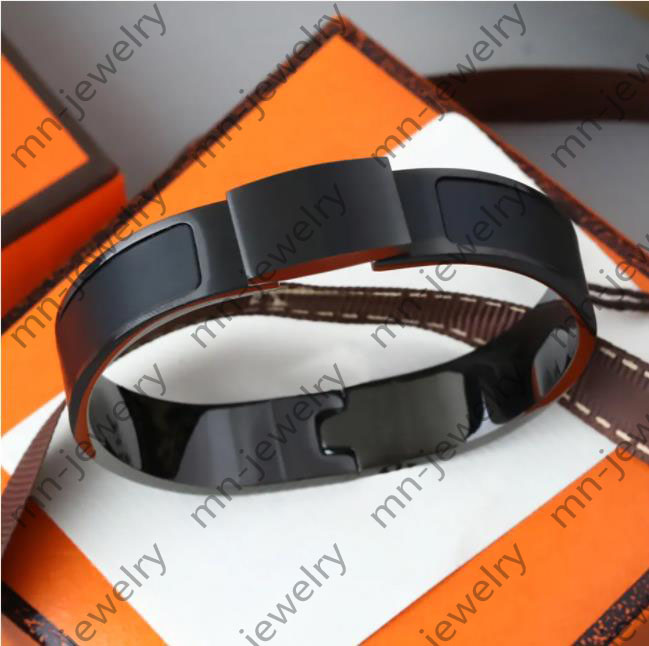 2023 H Bracelet Mens Bracelets Black Bangle For Men Designer Braclets Armband Damen Gold Bangles Braclet Pulsera Bracciale Oro Bracciali Personalizzati
2023 H Bracelet Mens Bracelets Black Bangle For Men Designer Braclets Armband Damen Gold Bangles Braclet Pulsera Bracciale Oro Bracciali Personalizzati