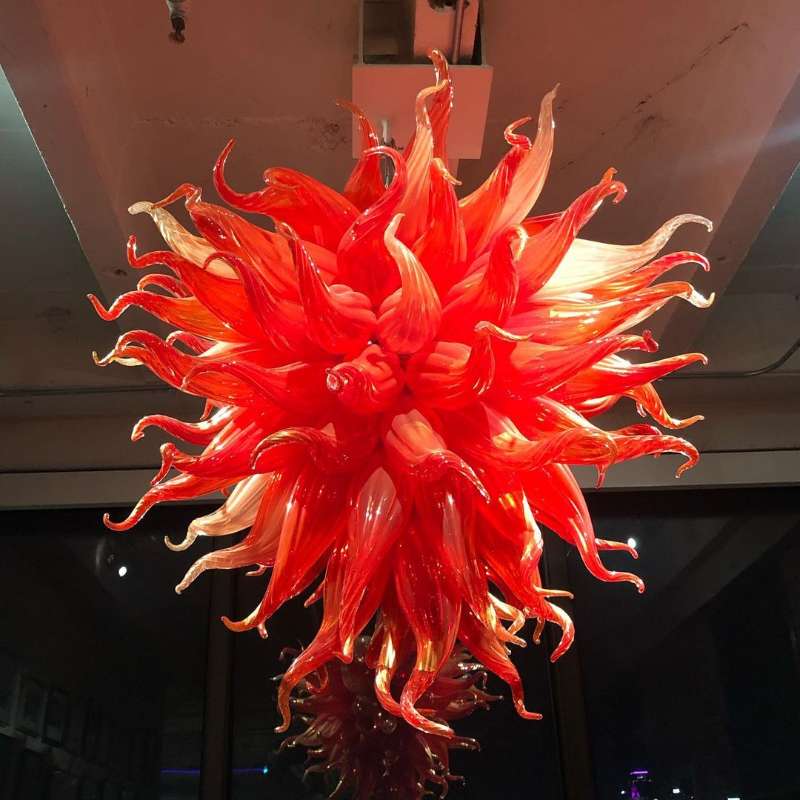 Modern Dining Room Chandelier Factory Price Chain Hanging 110V-240V LED Murano Glass Pendant Lights
Modern Dining Room Chandelier Factory Price Chain Hanging 110V-240V LED Murano Glass Pendant Lights