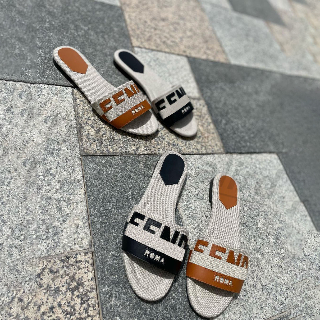 luxury designer women Canvas and black brown leather slides Signature Laser-cut flip flop nice confort flat lady slippers sandal canvas rubber sole, #1
luxury designer women Canvas and black brown leather slides Signature Laser-cut flip flop nice confort flat lady slippers sandal canvas rubber sole, #1