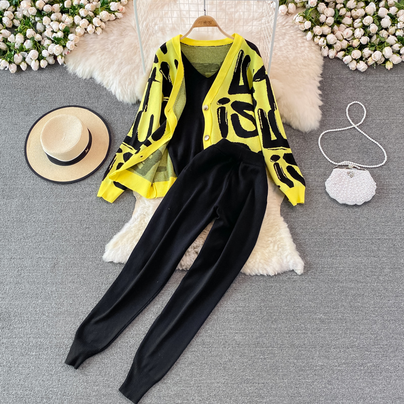 Women's Two Piece Pants Casual Letter Tracksuit Women Fall Winter 3 Piece Knitted Sweater Set Trouser Suits Knitted CardiganVest Pants Outfits 23