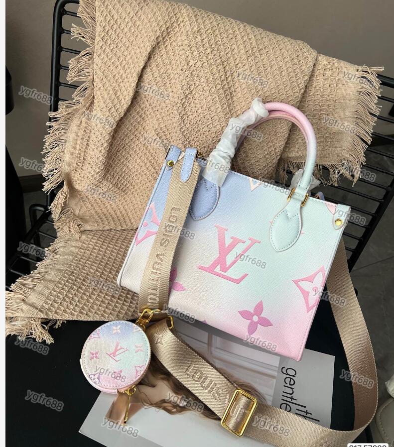 100% High quality Designer Handbags Women Shoulder Crossbody Bags Color printing Monograms ON THE GO GM MM Tote backpack mini cross body bag louis vuitton lv 25x20cm, White
100% High quality Designer Handbags Women Shoulder Crossbody Bags Color printing Monograms ON THE GO GM MM Tote backpack mini cross body bag louis vuitton lv 25x20cm, White