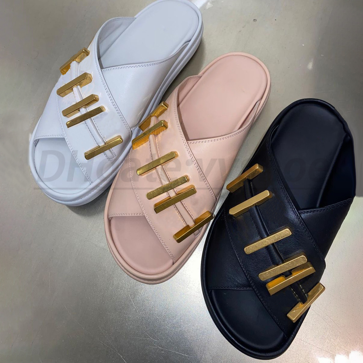 designer slipper woman F letter graphy sandal leather luxury man slide crossover shoe band golden metal classic easy to wear comfort flat slide, Pink
designer slipper woman F letter graphy sandal leather luxury man slide crossover shoe band golden metal classic easy to wear comfort flat slide, Pink