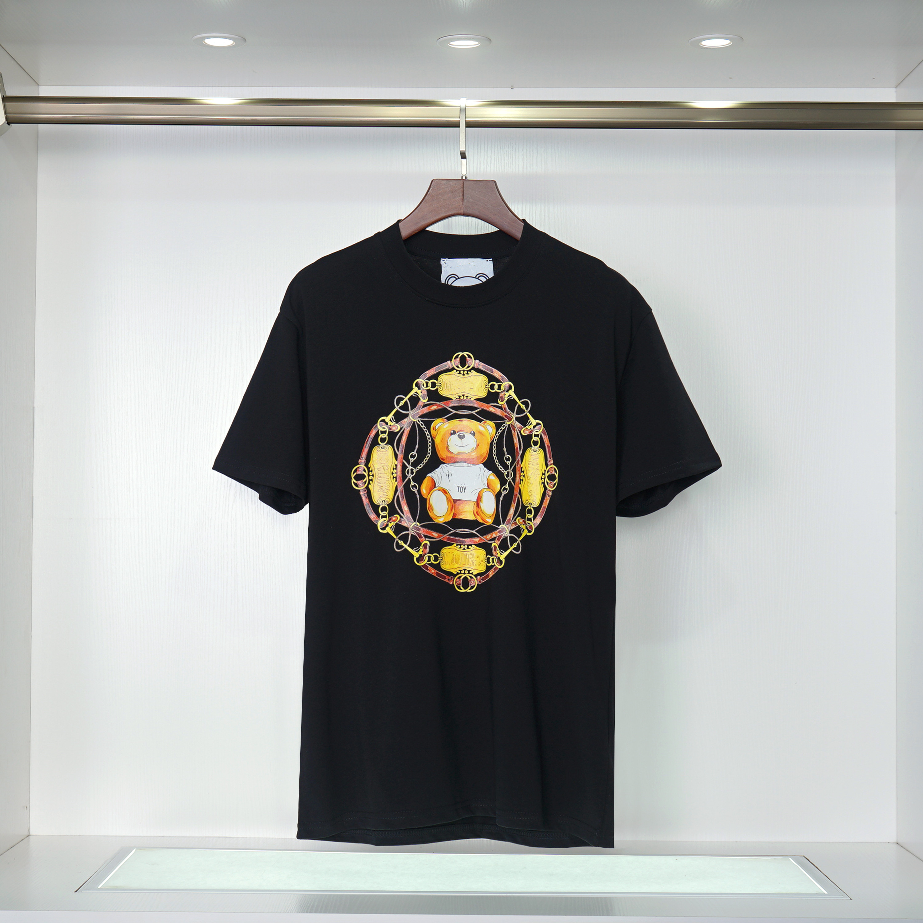 Men's T-shirt designer cotton dress material, size S-2XL black and white fashion men's and women's Tshirt summer short sleeve band letter T-shirt consultation original
Men's T-shirt designer cotton dress material, size S-2XL black and white fashion men's and women's Tshirt summer short sleeve band letter T-shirt consultation original