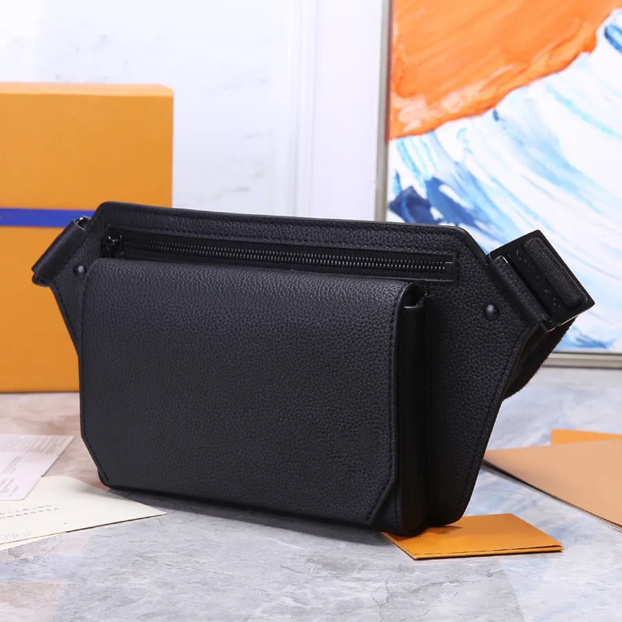 Chest Bag Leather Takeoff Sling Bags Shoulder Bag Men women Belt Bag Designer Purse Wallet M21364 M21419 M57081
Chest Bag Leather Takeoff Sling Bags Shoulder Bag Men women Belt Bag Designer Purse Wallet M21364 M21419 M57081