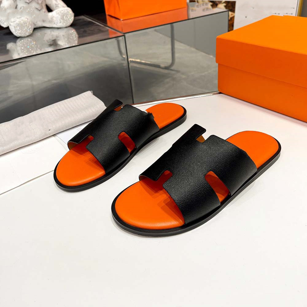 Men Slippers Designer Leather Sandals Izmir Flip Flop Oran Heritage Calfskin Sandals Summer Lazy Large Beach Casual Slides 14
Men Slippers Designer Leather Sandals Izmir Flip Flop Oran Heritage Calfskin Sandals Summer Lazy Large Beach Casual Slides 14