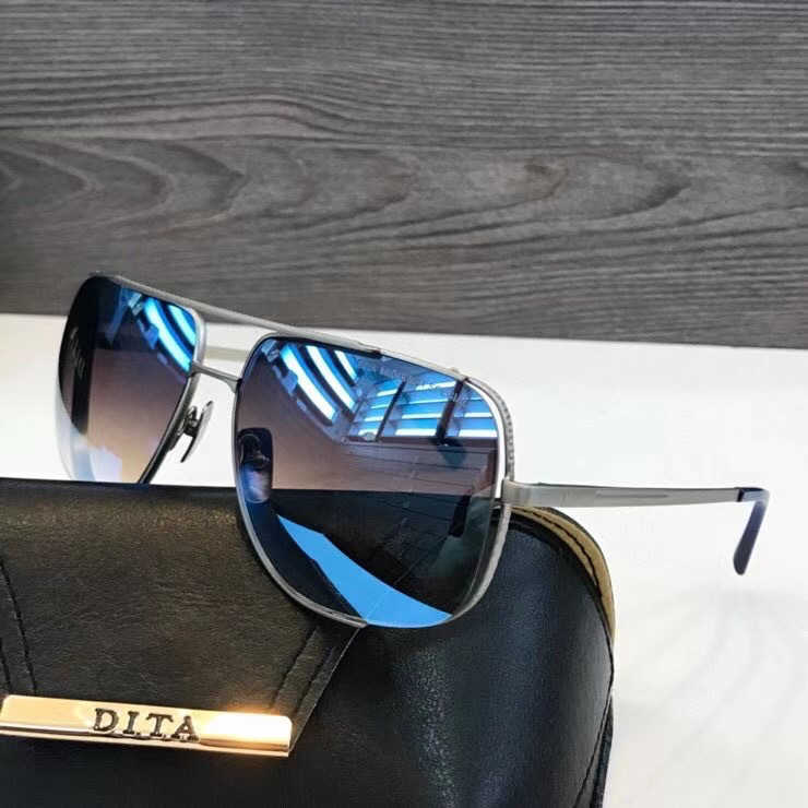 Original High Quality Wholesale Designer Sunglasses for sale Men's and Women's DITA Tita DT2010 MIDLIGHT SPECIAL Steel Straight Men Have
Original High Quality Wholesale Designer Sunglasses for sale Men's and Women's DITA Tita DT2010 MIDLIGHT SPECIAL Steel Straight Men Have