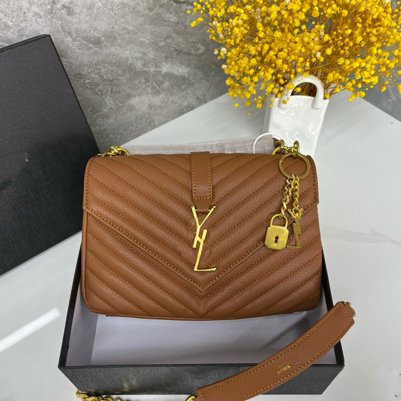 Woman Bag Designer luxury brand handbags Retro Shoulder Bags Letter Crossbody Totes Bags Purses Handbags Lady Messenger Bag, Y1
Woman Bag Designer luxury brand handbags Retro Shoulder Bags Letter Crossbody Totes Bags Purses Handbags Lady Messenger Bag, Y1