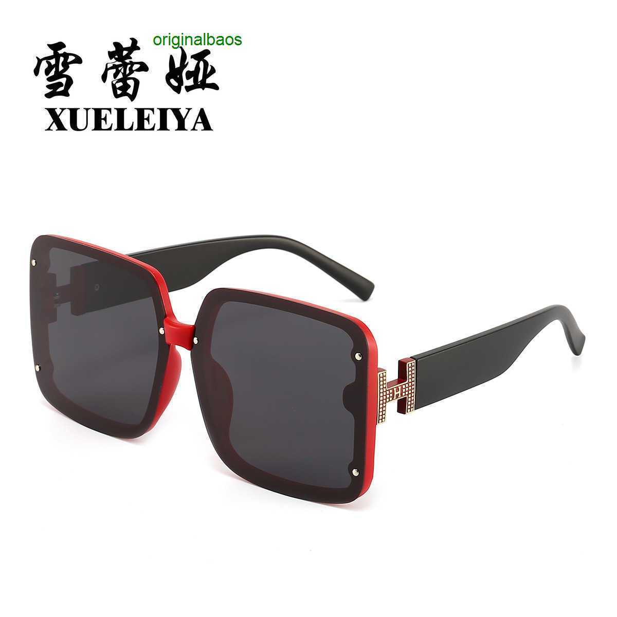 Hemres Designer Sunglasses Fashionable Polarized Light Generous Frame Sunglasses Personalized Trendy Internet Celebrity Street PBettero Glasses 0L1D
Hemres Designer Sunglasses Fashionable Polarized Light Generous Frame Sunglasses Personalized Trendy Internet Celebrity Street PBettero Glasses 0L1D