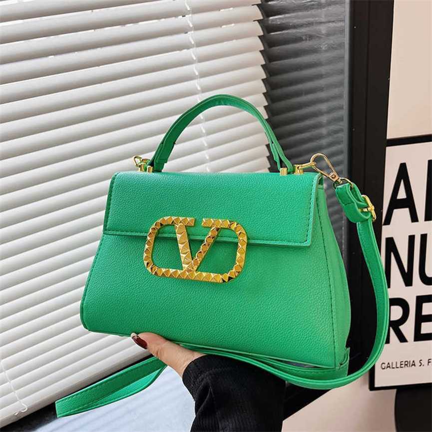 30% OFF 2023 handbag Winter New Fashion Elegant Fresh Sweet Casual Texture Foreign Style Women's Bag, White12
30% OFF 2023 handbag Winter New Fashion Elegant Fresh Sweet Casual Texture Foreign Style Women's Bag, White12