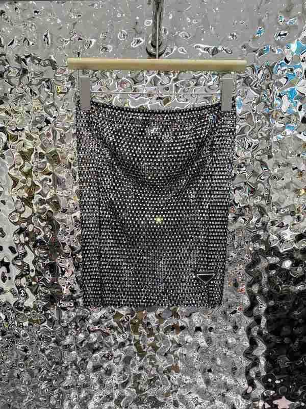 Skirts designer Early Spring New Fashion Classic Triangle Decorative Mesh Diamond Sexy Spice Girl Versatile Half length Skirt WHXQ, Black8
Skirts designer Early Spring New Fashion Classic Triangle Decorative Mesh Diamond Sexy Spice Girl Versatile Half length Skirt WHXQ, Black8