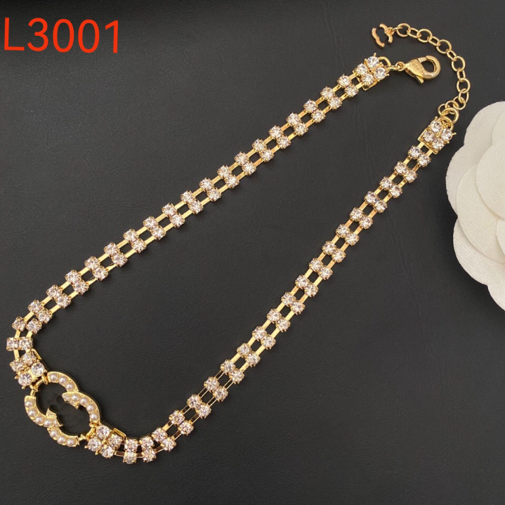 Fashion Love Diamond Letter Necklace Classic Design Chain Necklaces 2023 Brand Jewelry High Quality Choker Designer Gift Necklace Wedding Party Jewelry Wholesale
Fashion Love Diamond Letter Necklace Classic Design Chain Necklaces 2023 Brand Jewelry High Quality Choker Designer Gift Necklace Wedding Party Jewelry Wholesale
