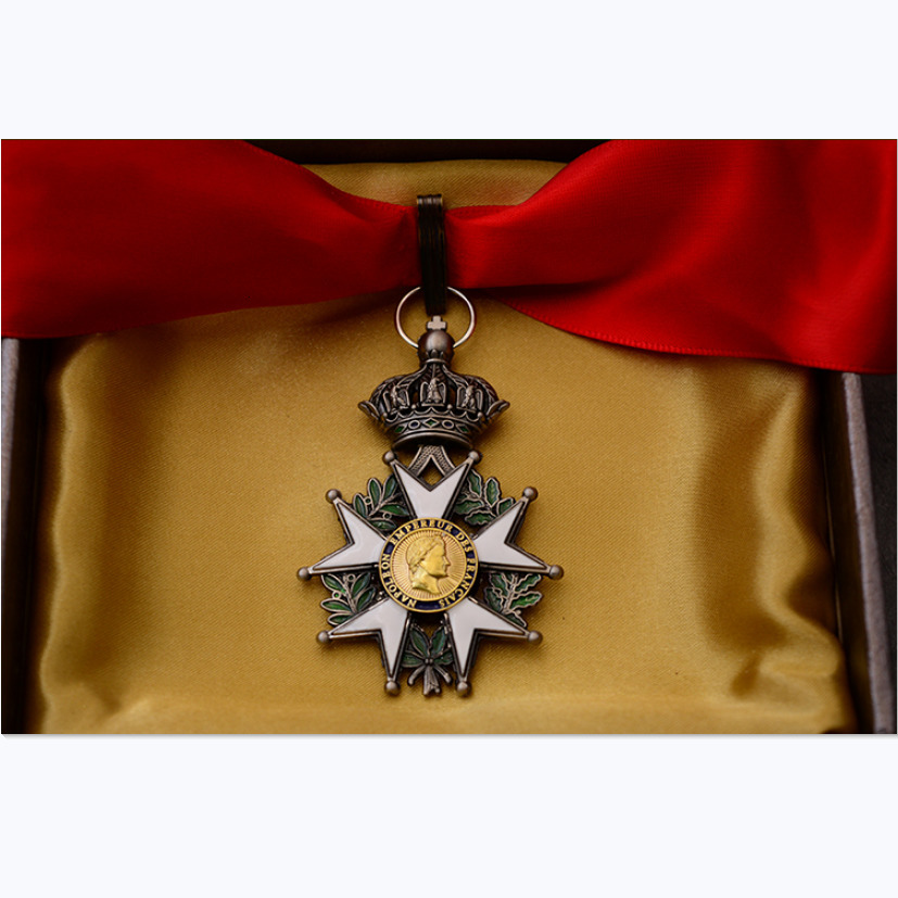 Other Home Decor France Emperor Napoleon Senior Knight Legion of Honour Medal Chivalric Order Brooch Pin 230511