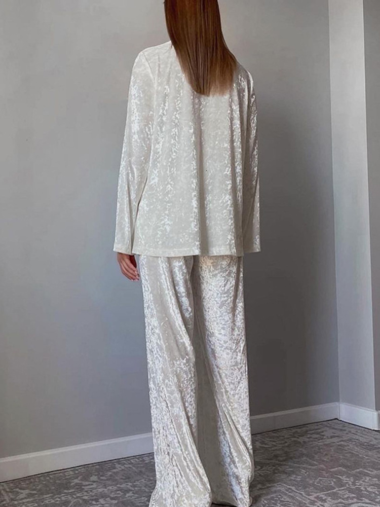 Women's Two Piece Pants Casual Velvet Women Trousers Suit Long Sleeved Single Breasted Shirt Female Suits Spring Homewear Lady Wide Leg Pants Set