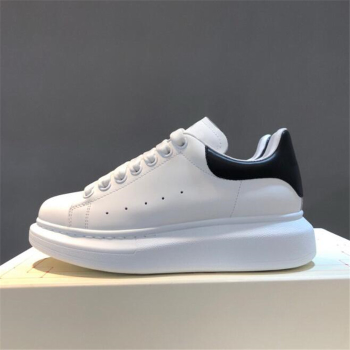 Designer Women Mens Shoes Leather Espadrilles Flats Platform Oversized Casual Velvet Espadrille Flat Sole Ivory Serpentine Black Sneakers EUR 35-45, White
Designer Women Mens Shoes Leather Espadrilles Flats Platform Oversized Casual Velvet Espadrille Flat Sole Ivory Serpentine Black Sneakers EUR 35-45, White