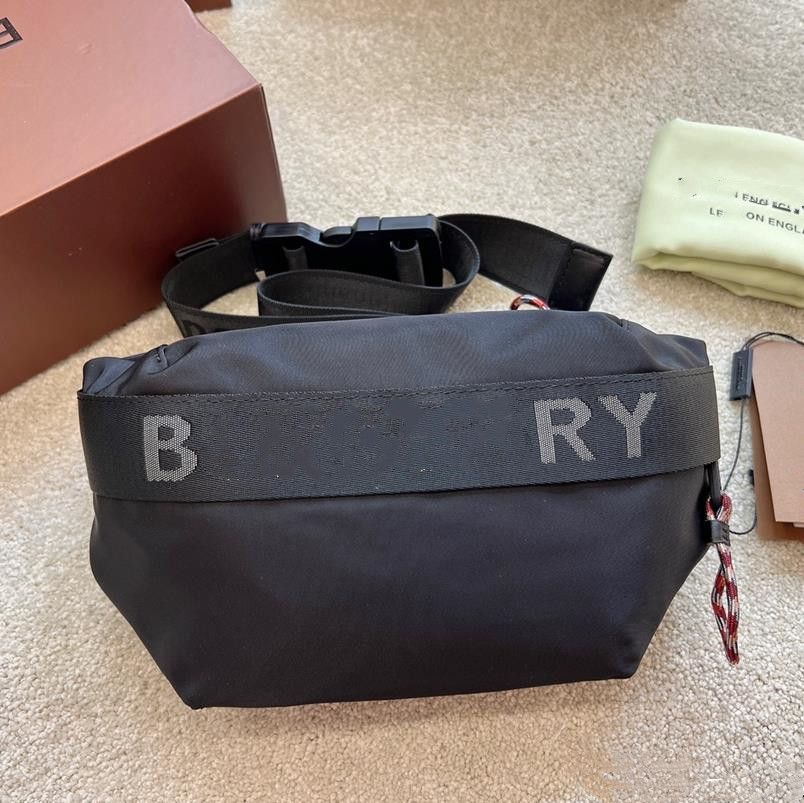 Luxurys designers Bags Vintage Check Nylon chest belt bum bag fanny pack Sonny Vintage bumbag tote Wallet Waist classic stripe men's Women's handbag Crossbody shouder, Black
Luxurys designers Bags Vintage Check Nylon chest belt bum bag fanny pack Sonny Vintage bumbag tote Wallet Waist classic stripe men's Women's handbag Crossbody shouder, Black