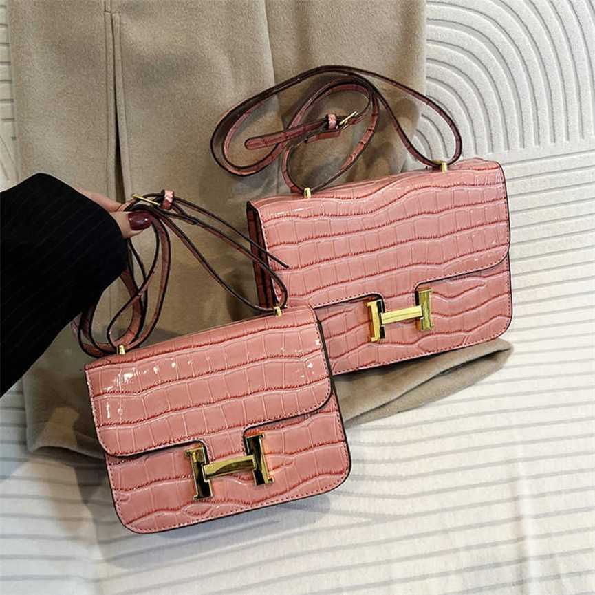 30% OFF 2023 handbag Tofu Small Square New Stone Crocodile Pattern One Shoulder Crossbody Fashion H Buckle Bags, Black11
30% OFF 2023 handbag Tofu Small Square New Stone Crocodile Pattern One Shoulder Crossbody Fashion H Buckle Bags, Black11