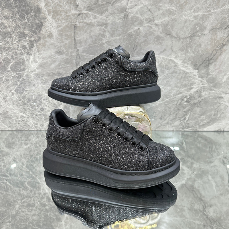 Designer Casual Shoes Classic Men Women Calfskin Shoes Vintage Sneakers Reflective Sneaker Print 0426, 04
Designer Casual Shoes Classic Men Women Calfskin Shoes Vintage Sneakers Reflective Sneaker Print 0426, 04
